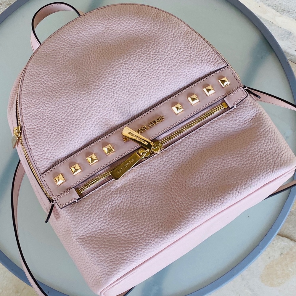 NWT Michael kors studded mf kenly leather backpack - Picture 5 of 9